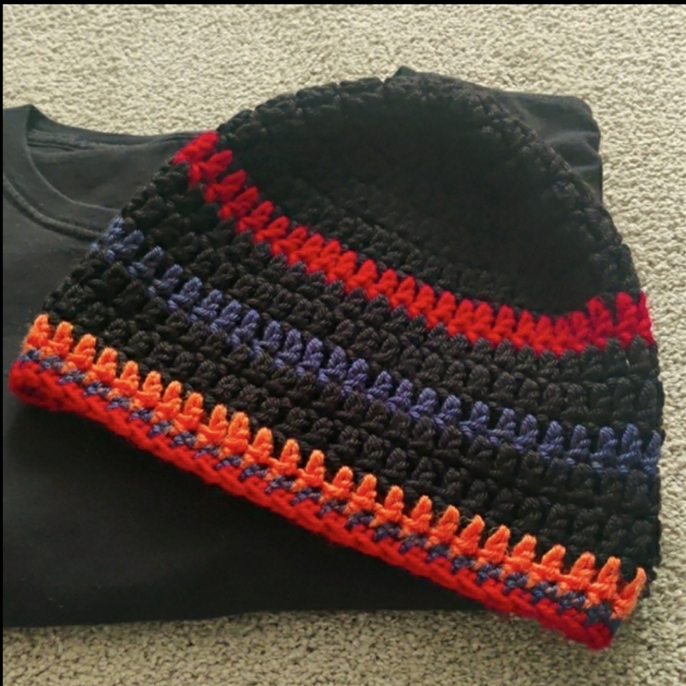 MENS-T-Shirt & Beanie
